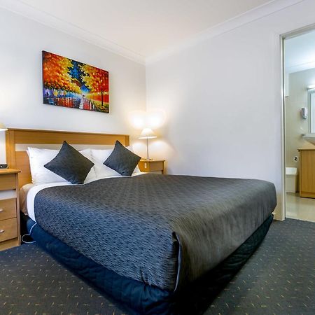 Melbourne'S Princes Park Hotel Bagian luar foto