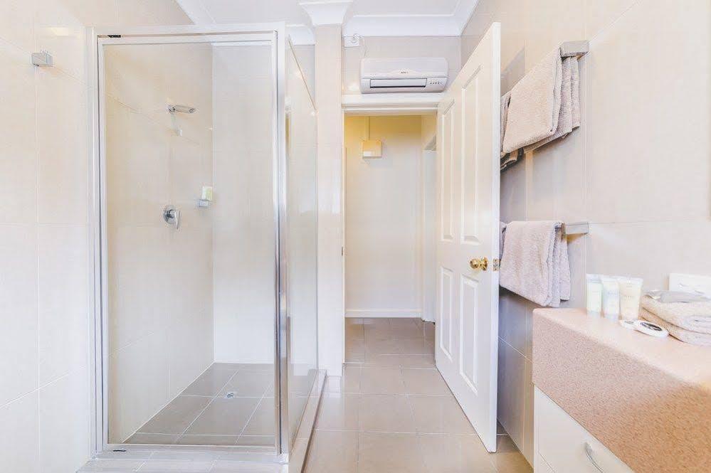 Melbourne'S Princes Park Hotel Bagian luar foto