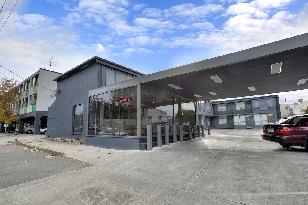 Melbourne'S Princes Park Hotel Bagian luar foto