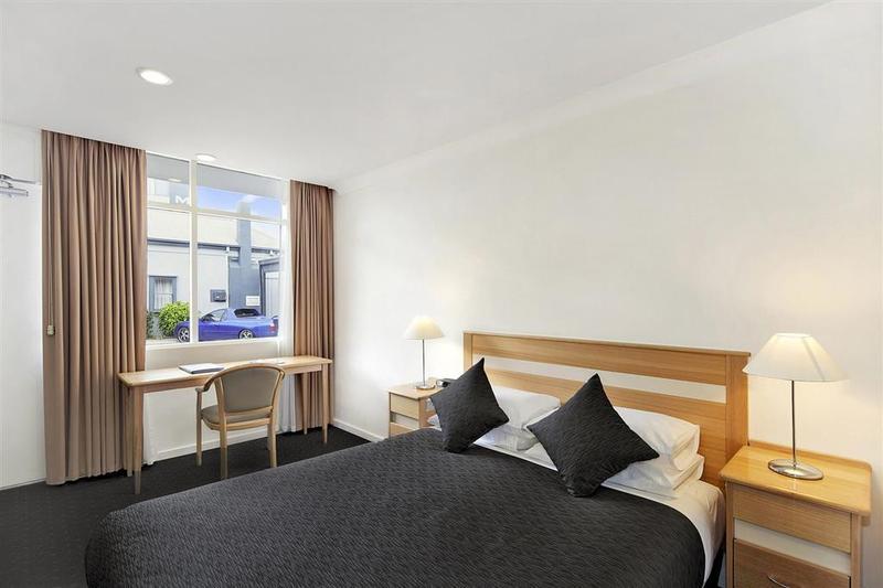 Melbourne'S Princes Park Hotel Bagian luar foto