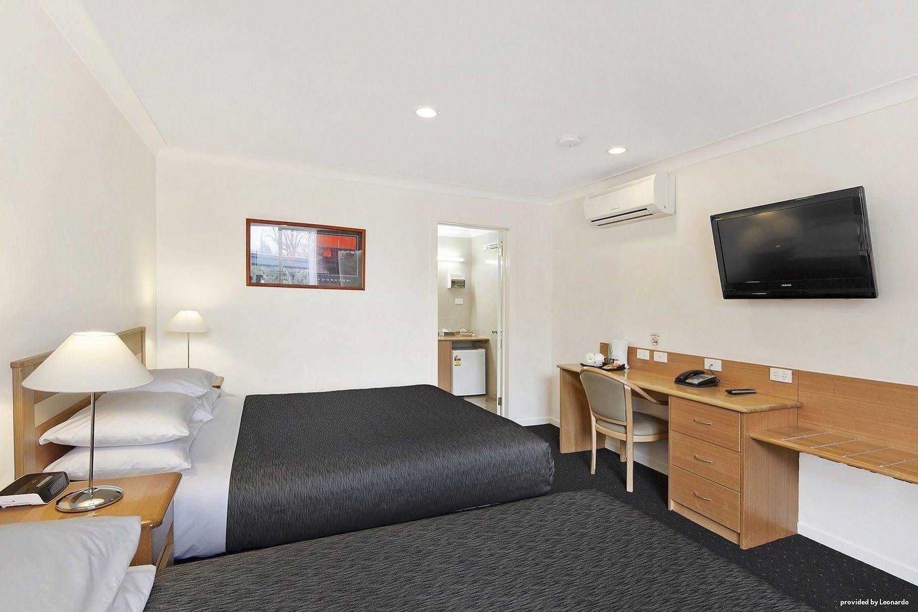 Melbourne'S Princes Park Hotel Bagian luar foto